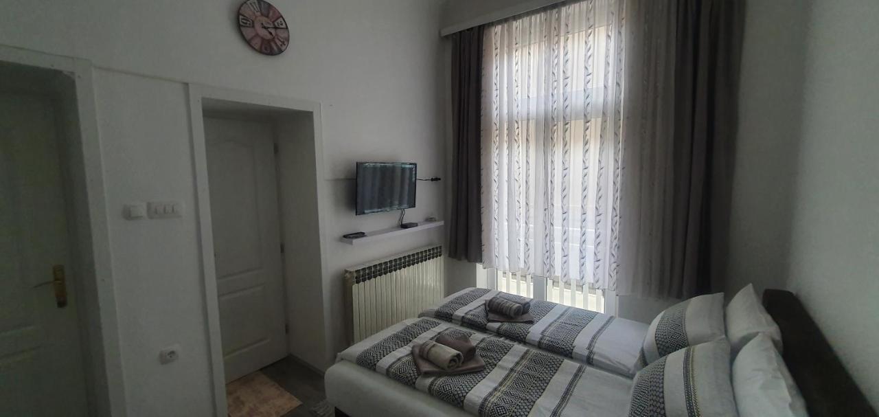 Ferhadija A&E Apartment Сараево Экстерьер фото